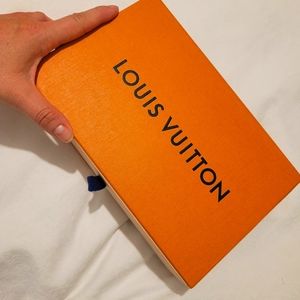 Louis Vuitton box